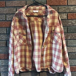 Vintage-Inspired Red Plaid Button-Down Shirt Jacket